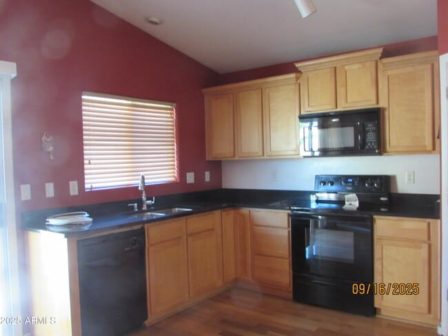 Photo - 22212 W Tonto St