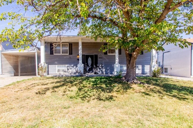 Photo - 5311 NW Elm Ave