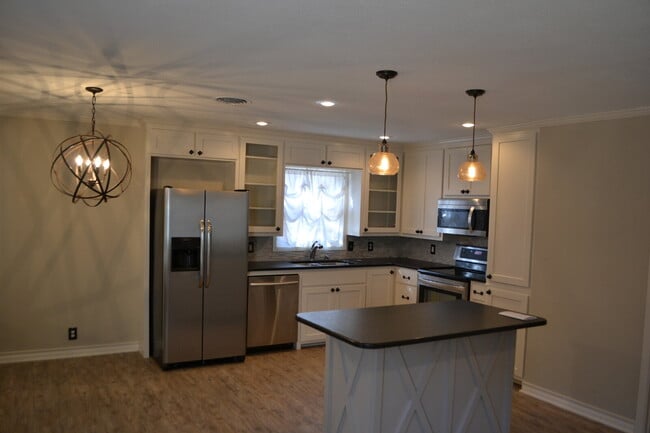 Photo - Updated Melonie Park Home!