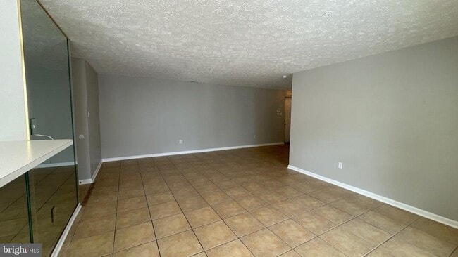 Photo - 4915 Riders Ct Unit 4915