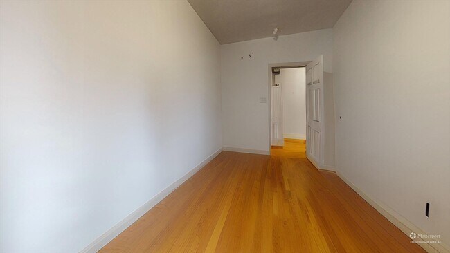 1661 Commonwealth Ave Unit 3