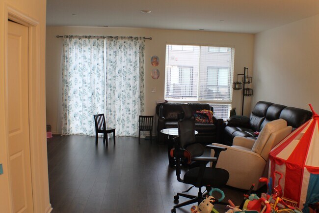 Photo - 2323 Prestige Pl