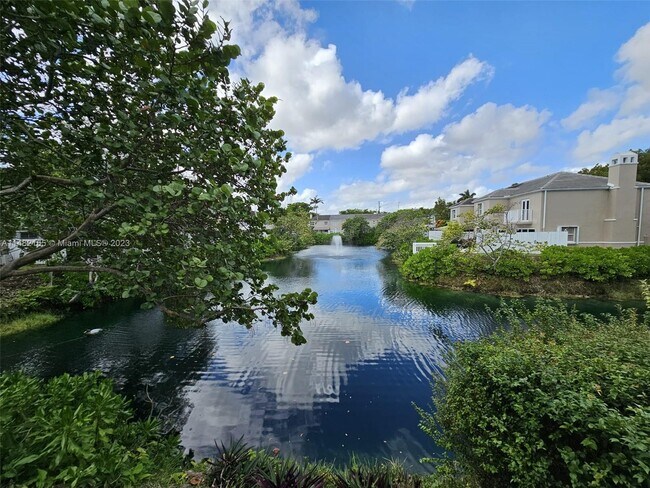 Photo - 5570 SW 70th Pl S