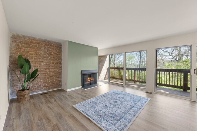 Photo - 5821 Oakwood Dr Unit A