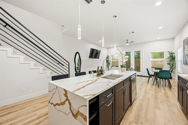 Building Photo - 4513 Reed Rd