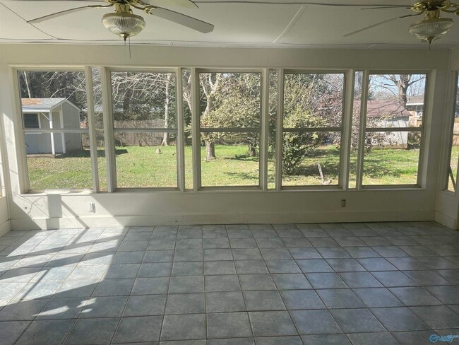 Photo - 709 Marion Dr