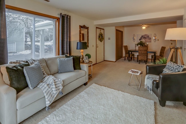 Photo - Tree Lane Park Apartments