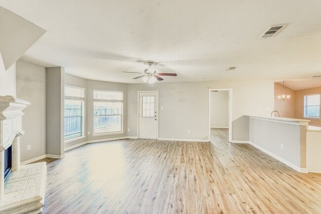 Photo - 6614 Valerian Ln