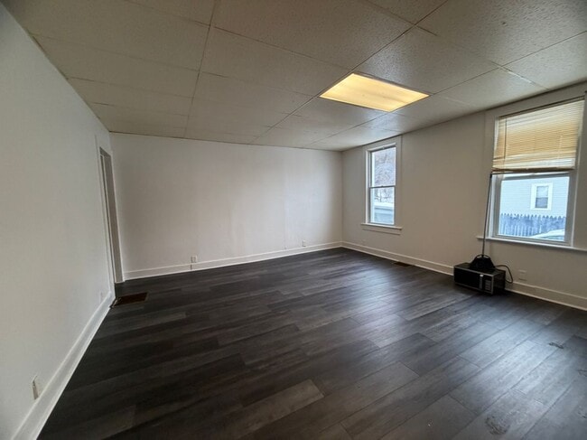 Building Photo - 1208 City St