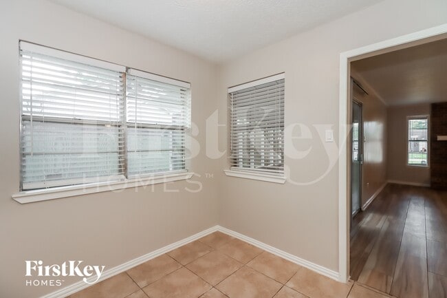 Photo - 10022 Sweet Gum Ln