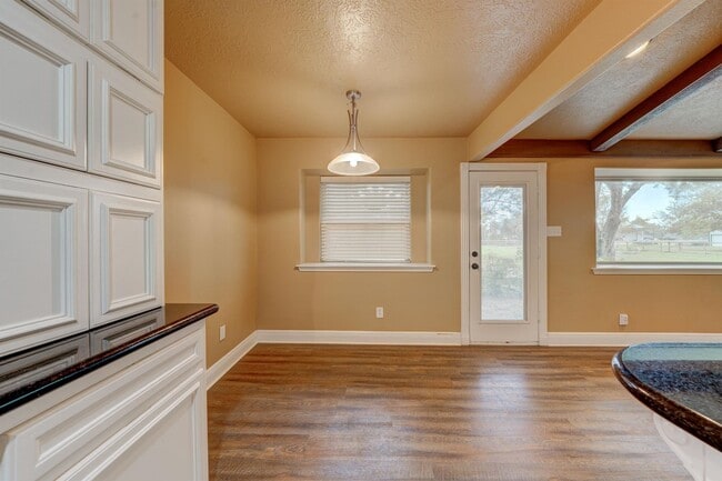 Photo - 2703 County Rd 962D