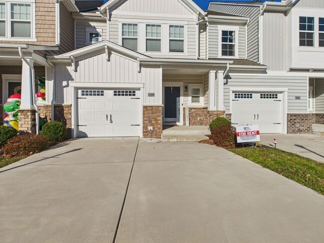 Building Photo - 6600 Wy Pt Dr