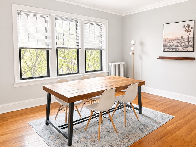 Photo - 3600 N Claremont Ave Unit #  0A3