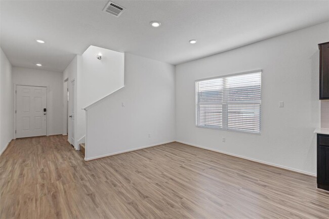 Photo - 1324 Chad Dr