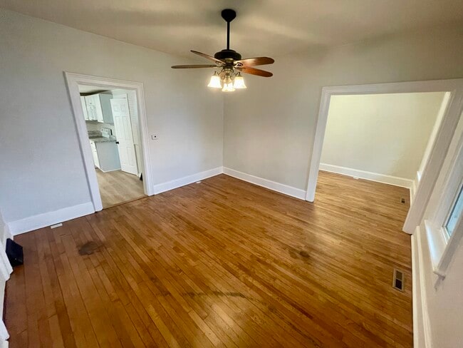 360 Grove St
