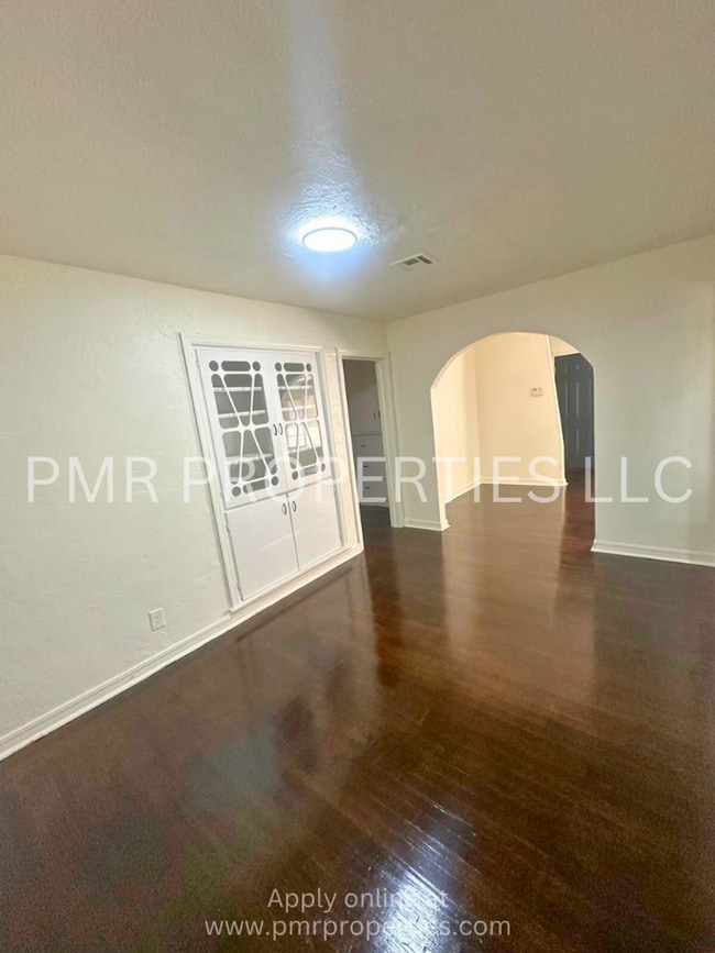 Photo - 3 Bedrooms / 1 Bathroom House