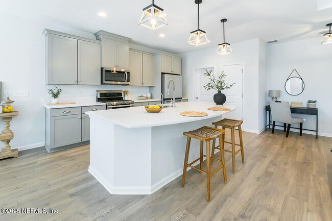 Photo - 281 Ness Cir