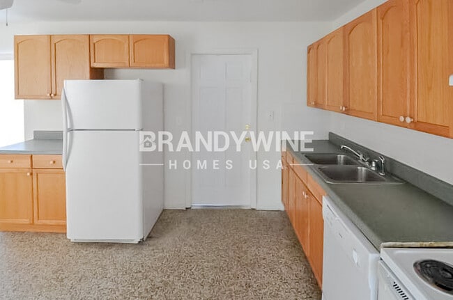 Photo - 6215 N Coolidge Ave