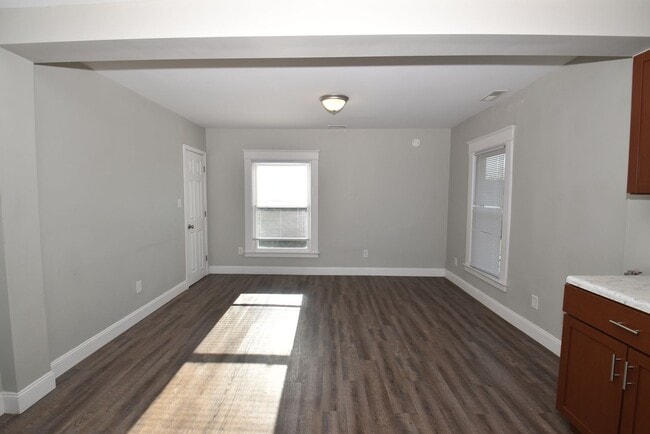 Photo - 111-113 S West St Mishawaka Unit 113 1/2 S. West St.