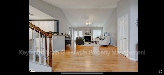 Building Photo - 102 Mystic Ct Rental