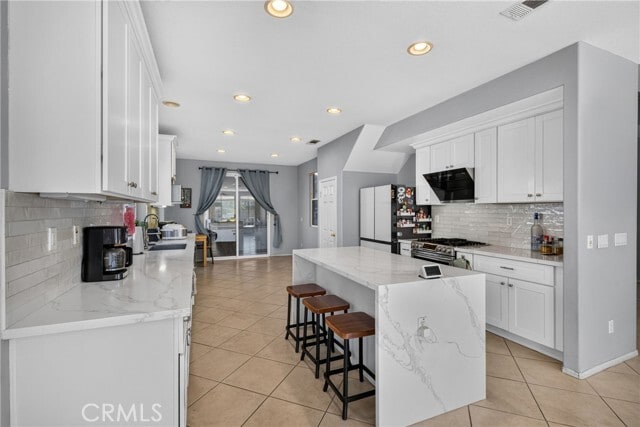 Photo - 2420 S Vicentia Ave