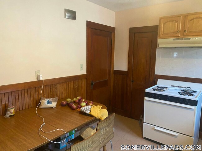 Photo - 50 Upland Rd Apartamento