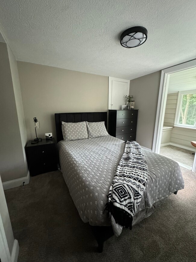 Photo - 17640 Larchwood Ave