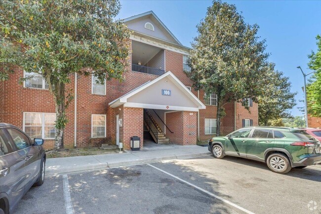 Building Photo - 3000 S Adams St Rental