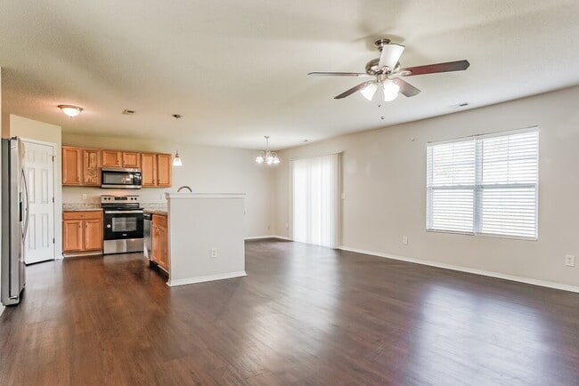 Photo - 953 Mailwood Dr