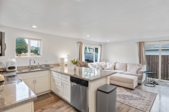 Photo - 4817 N Vassault Dr