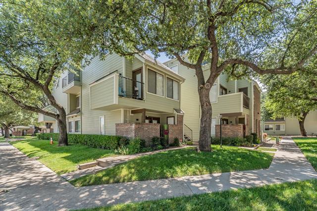Building Photo - 3101 Sondra Dr Unit 201 Rental