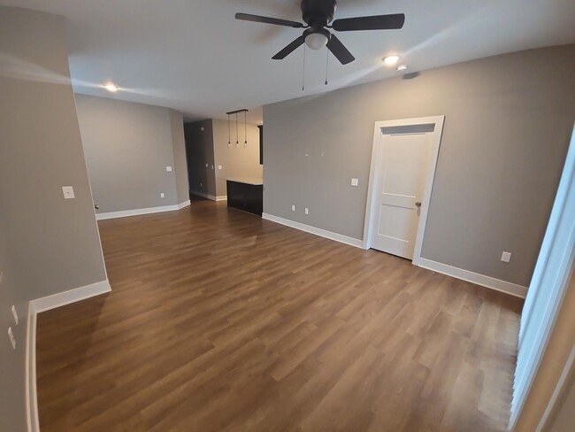 Photo - 12111/13 Cora Unit 12113 Cora