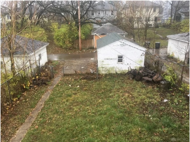 144 W Fairview Ave