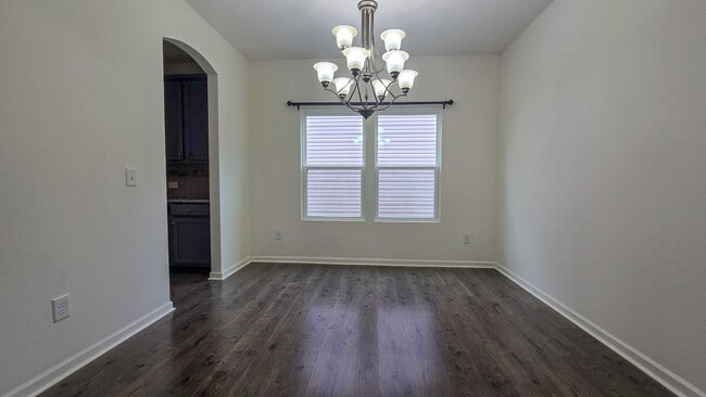 Photo - 489 Green Arbor Ln