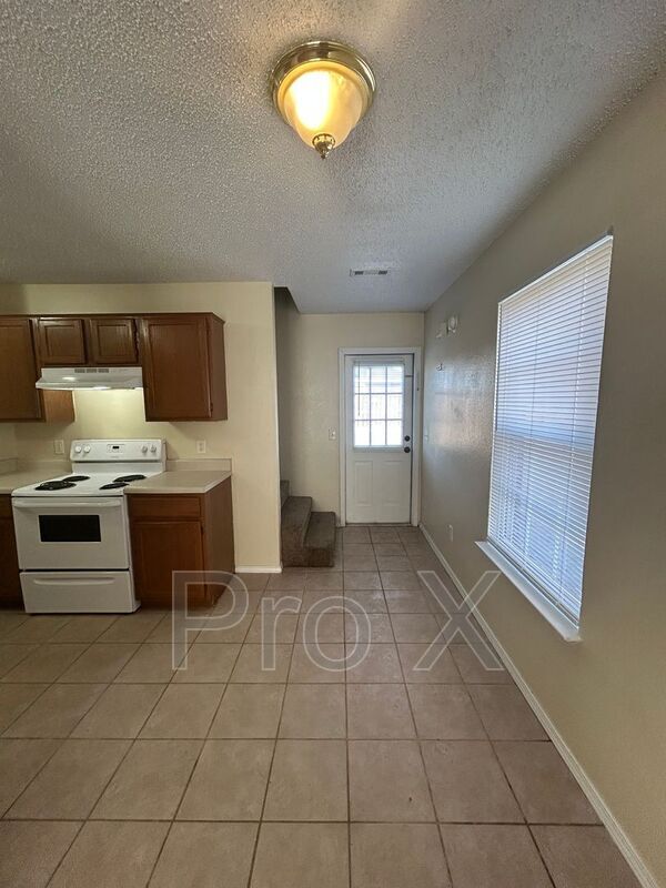 Photo - 3400 SW Landau Ct Unidad Apt 1