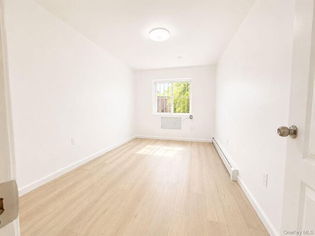 90-17-90-56 56th Ave