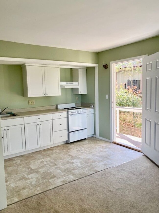 18448 Song Sparrow Ct