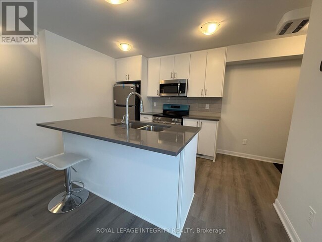 Photo - 1217 Creekway Private