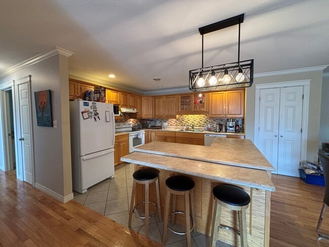 Photo - Apartment for Rent Unit 1