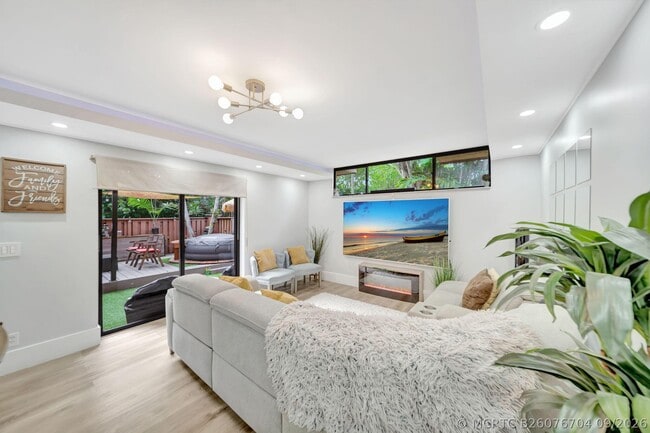 Photo - 8105 Severn Dr