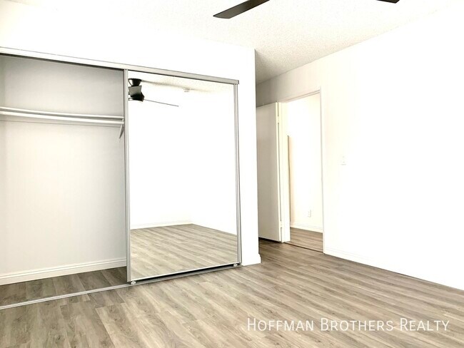 Photo - 3345 Drew St Unit 207A