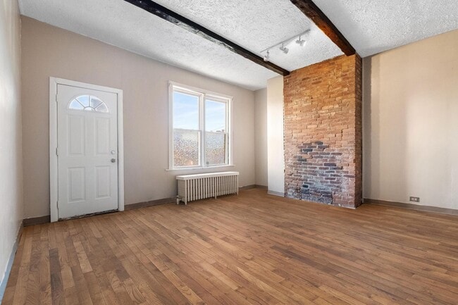 Photo - 4431 Howley St