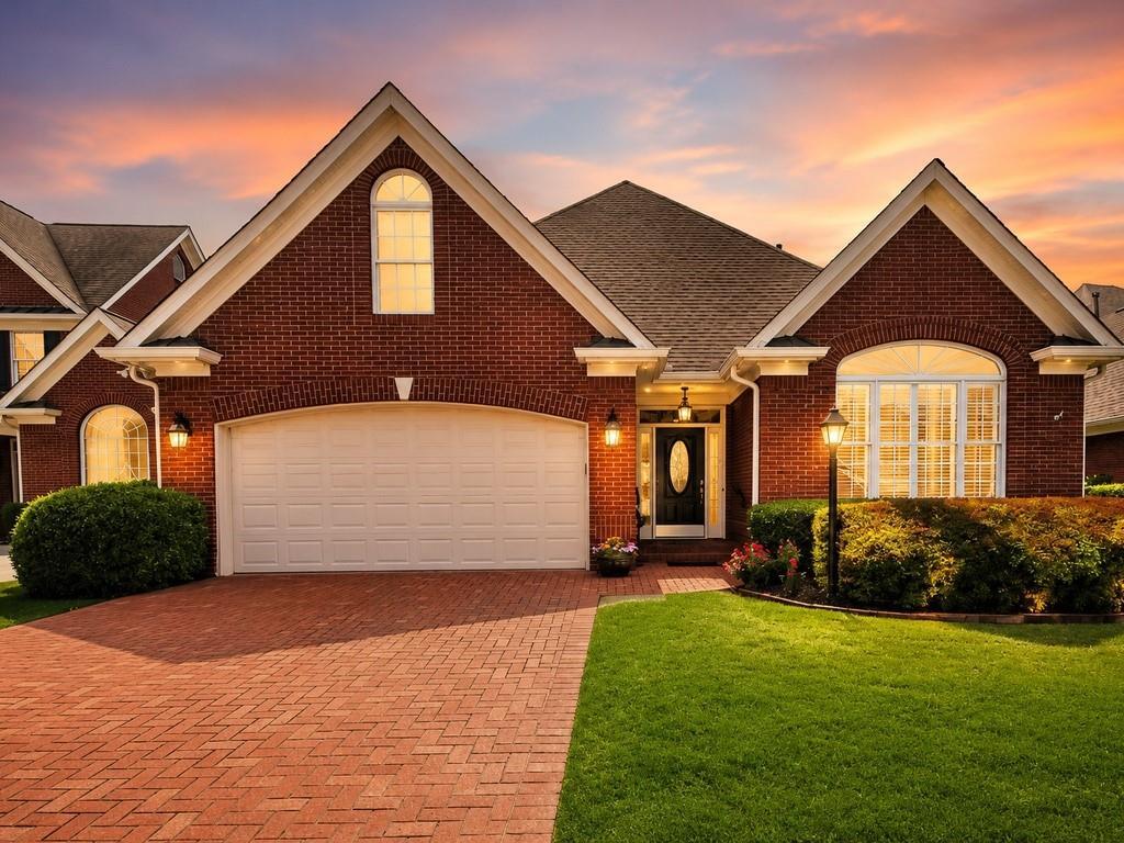Photo - 1835 Glenhurst Dr
