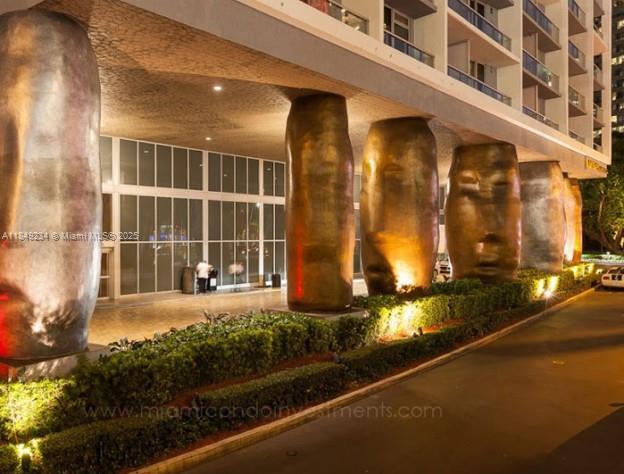 Photo - 495 Brickell Ave Unidad 1711