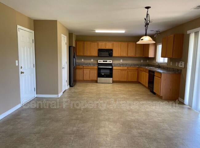 Photo - 184 Stonewood Crossing Dr