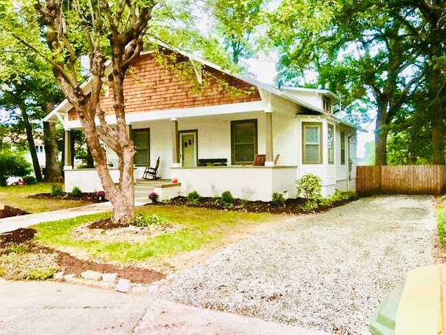 Photo - 1310 Hyman Ave