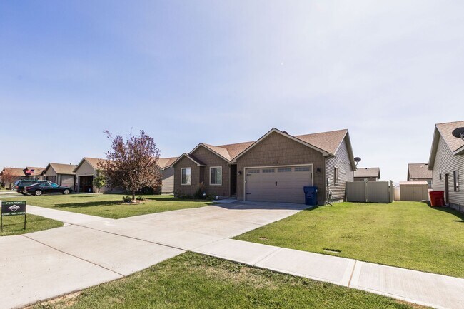 5172 E Ryanne Wy