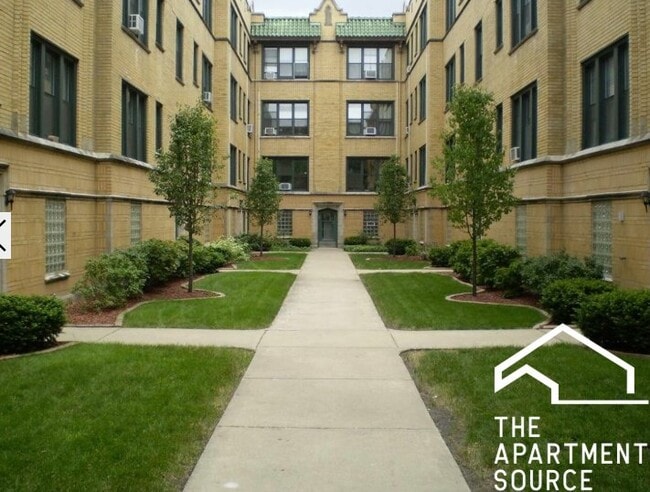 Photo - 2334 N Spaulding Ave Unit 1