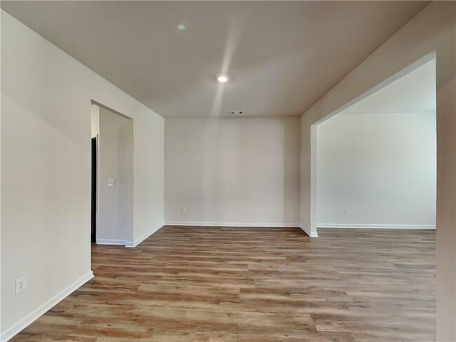 Photo - 1205 Fendt Dr