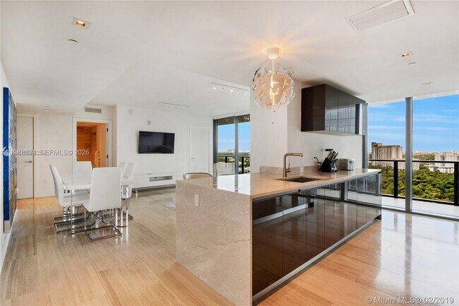 Photo - 1451 Brickell Ave Unit 1605